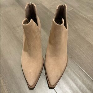NEW Vince Camuto Women's Ankle Boots